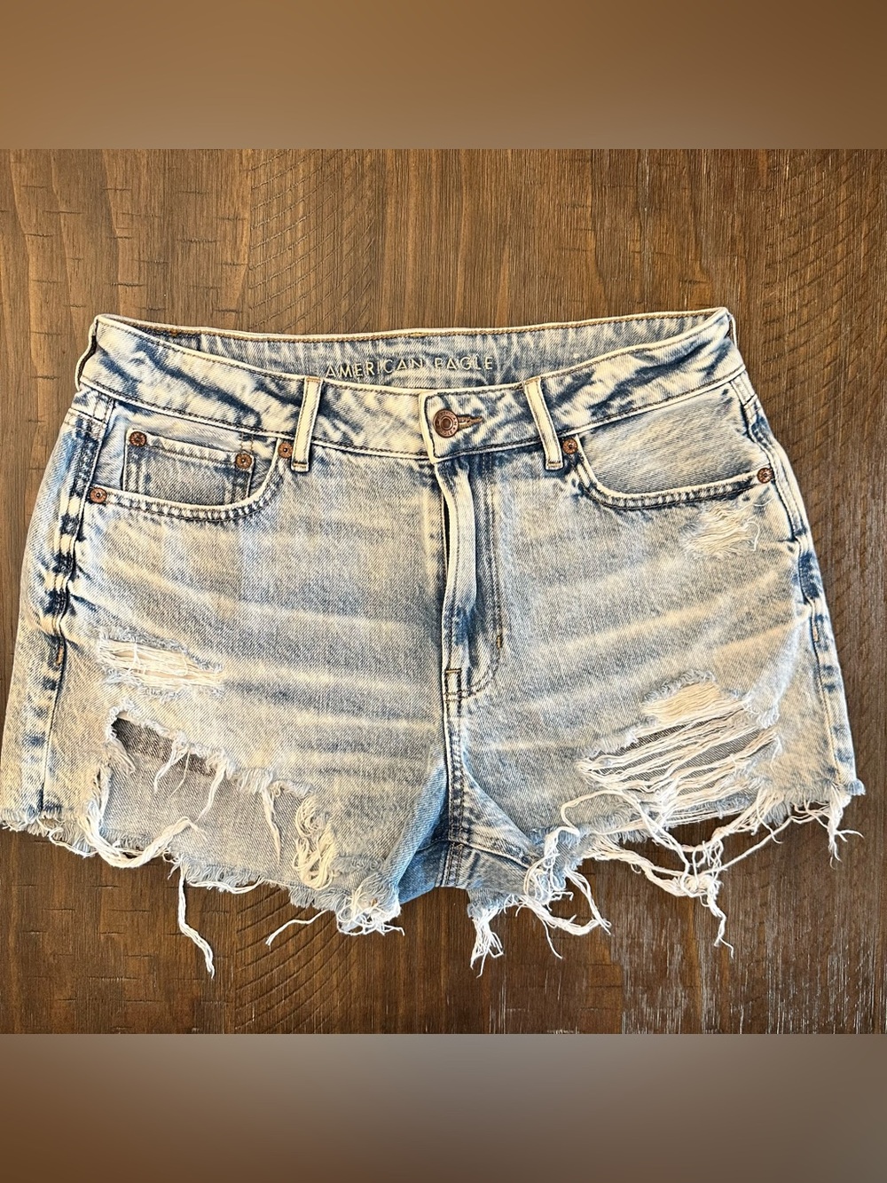 American Eagle Outfitters Light Blue Distressed Denim Shorts size 8